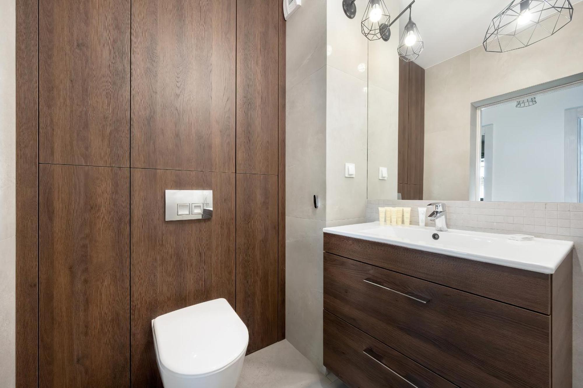 Apartment Wyjatkowy Z Parkingiem Dla 6 Osob By Renters Wroclaw
